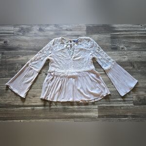 American Eagle Outfitters Boho Whimsical Bell Sleeve Cream Lace Blouse Size M